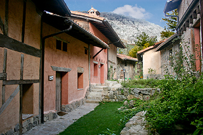 Vista del patio de habitaciones